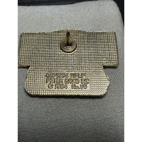 San Francisco 49ers Lapel Pin 1984 NFL Peter David Inc. No. 56 Vintage - Picture 2 of 2